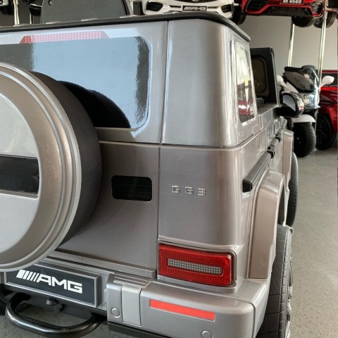 Auto na akumulator Mercedes G63 4x4 Lakierowany Srebrny + POWIĘKSZONY AKUMULATOR 12V9Ah