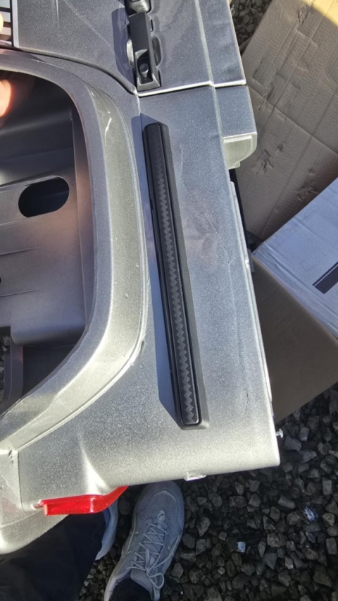 Auto na akumulator Mercedes G63 4x4 Lakierowany Srebrny + POWIĘKSZONY AKUMULATOR 12V9Ah