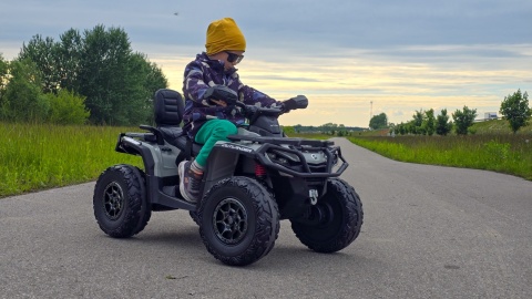 Duży Quad na akumulator + PRZYCZEPA Can Am Outlander 4x200W 24V ATV Szary