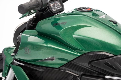 Pojazd Motor Ducati Diavel x Bentley Zielony