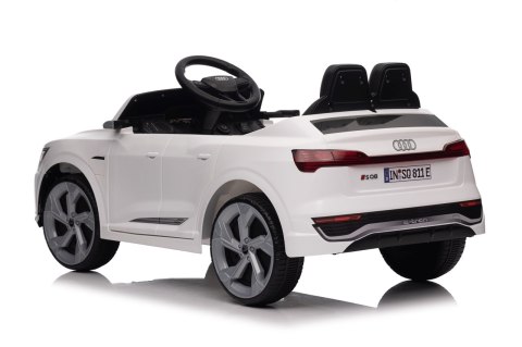 Pojazd Audi SQ8 Biały