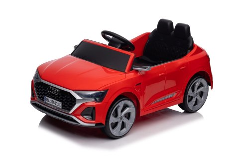 Pojazd Audi SQ8 Czerwony