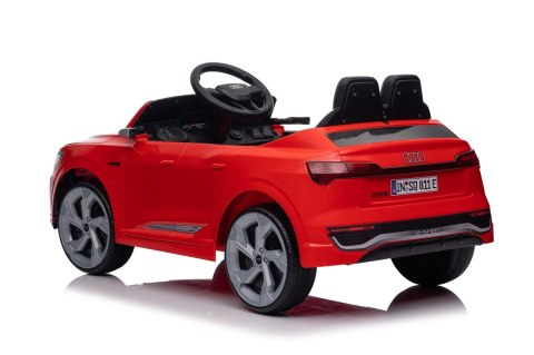 Pojazd Audi SQ8 Czerwony