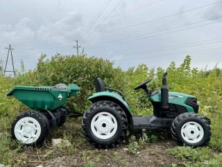 OLBRZYMI TRAKTOR 24 V Z PRZYCZEPĄ I ELEKTRYCZNIE PODNOSZONYM KIPREM SUPER JAKOŚĆ/HC306