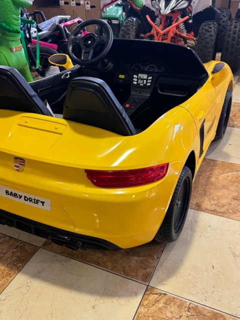 OUTLET Pojazd PERFECTA 24V LIFT żółta