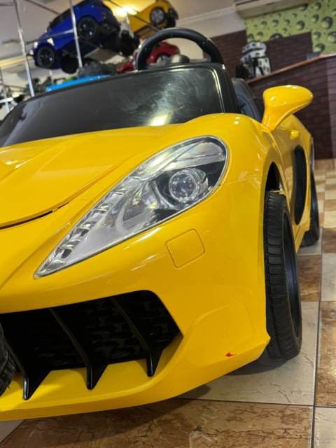 OUTLET Pojazd PERFECTA 24V LIFT żółta