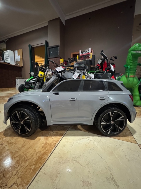 OUTLET Pojazd na Akumulator Audi RS6 BRD-2118 Szary