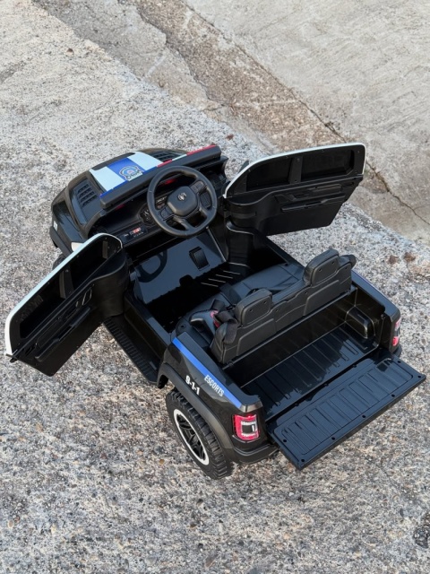 Duże dwuosobowe autko JEEP RAM ZB619-P 4x200W 24V10Ah Policyjny