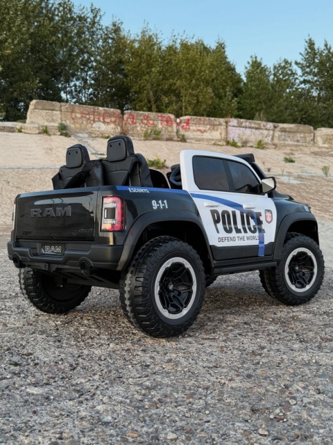 Duże dwuosobowe autko JEEP RAM ZB619-P 4x200W 24V10Ah Policyjny