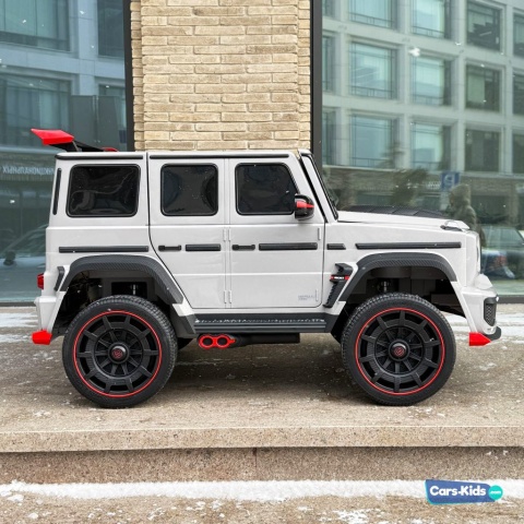 Wilkie auto na akumulator SUV BOMBARDIER 4x200W 24V do 11km/h