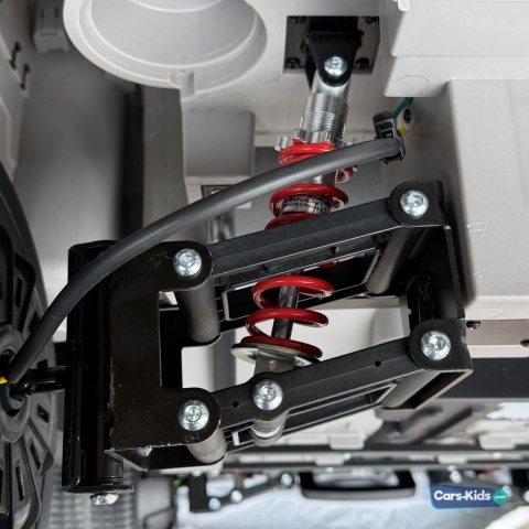 Wilkie auto na akumulator SUV BOMBARDIER 4x200W 24V do 11km/h