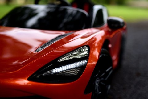 Auto na Akumulator Mc Laren 720S Pomarańczowy Lakier