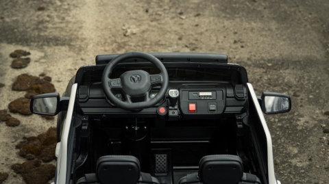 Duże dwuosobowe autko JEEP RAM ZB619-P 4x200W 24V10Ah Policyjny