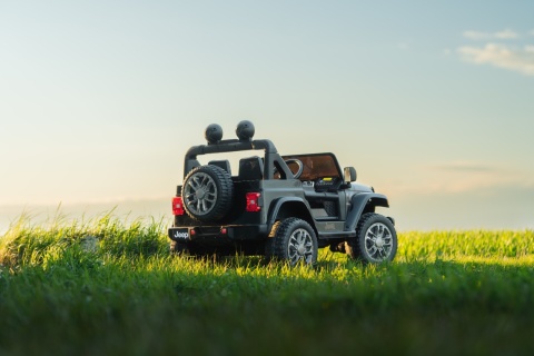 NOWY Jeep Wrangler Rubicon Lift 2.0 4x200W 24V 10Ah