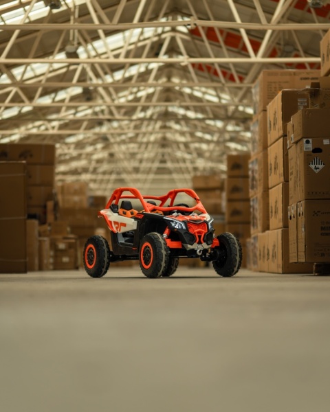 Pojazd Buggy CAN-AM Maverick DELUXE + POMPOWANE KOŁA 4x200W 2x24V7Ah Pomarańczowy