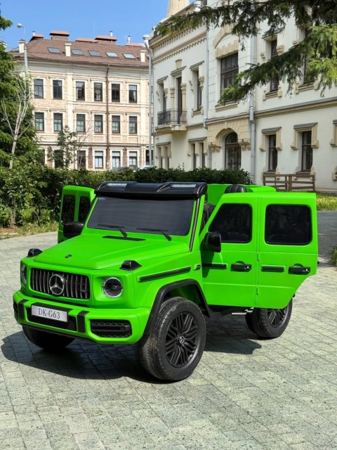 Auto na akumulator Mercedes Benz G63 AMG GIGANT XXL 4x200W 24V Zielony LAKIER MAT