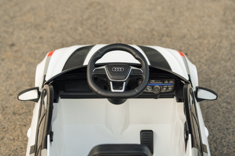 Pojazd Audi RS6 Avant GT Biały