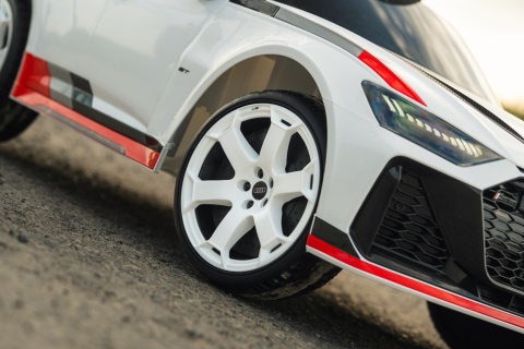Pojazd Audi RS6 Avant GT Biały