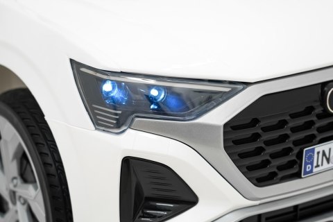 Pojazd Audi SQ8 Biały