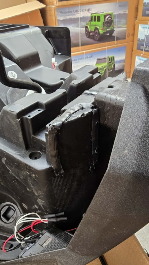 OUTLET Auto Na Akumulator Buggy Can-am MAVERICK 4x200W 24V DK-CA003 Żółty + POWIĘKSZONY AKUMULATOR 24V10Ah