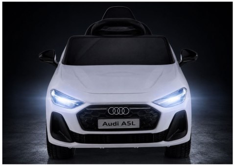 Pojazd Na Akumulator Audi A5L HL788 Biały