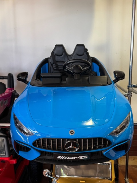 OUTLET Auto Na Akumulator Mercedes AMG SL63 Niebieskie Lakierowane 4x200W 24V10Ah