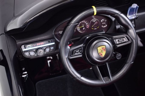 Olbrzymie Porsche 911 GT3 na akumulator 560W, 24V, ciche silniki MUTE, lakier / DK-P911