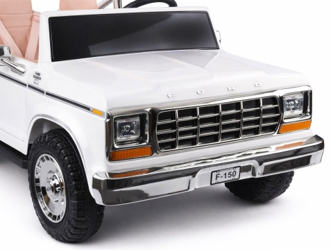 Auto na akumulator FORD BRONCO w stylu RETRO 4x4 24V