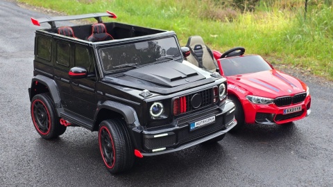 Wielkie auto na akumulator SUV BOMBARDIER 4x200W 24V do 11km/h