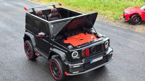 Wielkie auto na akumulator SUV BOMBARDIER 4x200W 24V do 11km/h