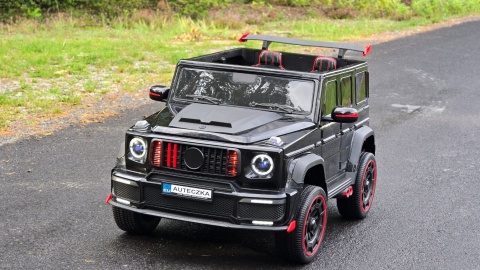 Wielkie auto na akumulator SUV BOMBARDIER 4x200W 24V do 11km/h