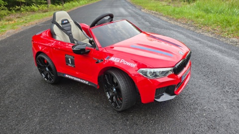 OUTLET - ORYGINALNE BMW M5 24V Z FUNKCJĄ DRIFTU - MIĘKKIE KOŁA, DUŻE SIEDZENIE /SX2118