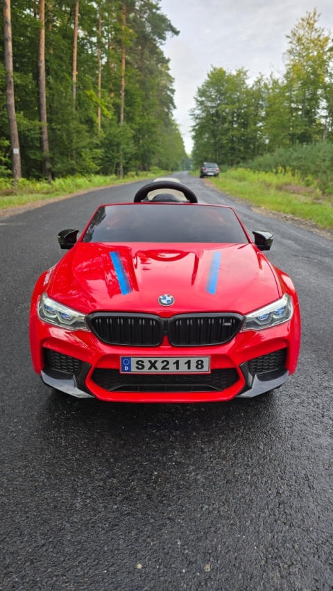 OUTLET - ORYGINALNE BMW M5 24V Z FUNKCJĄ DRIFTU - MIĘKKIE KOŁA, DUŻE SIEDZENIE /SX2118