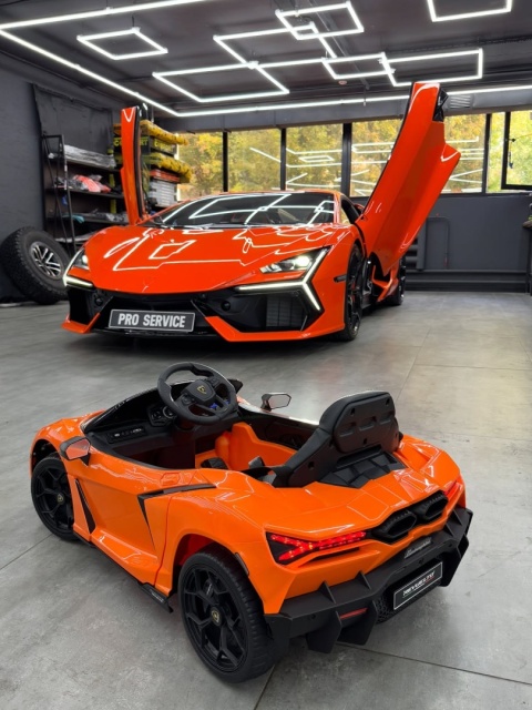 Autko na akumulator LAMBORGHINI REVUELTO 4x4 Pomarańczowy