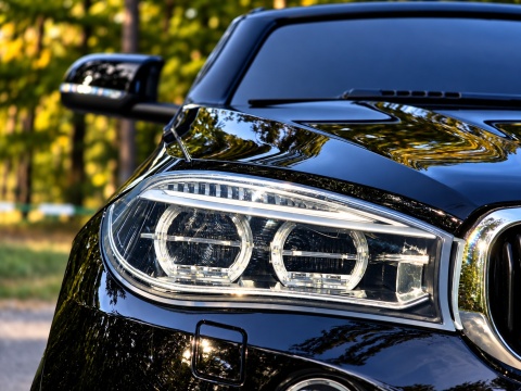 Auto na akumulator BMW X6M Lakierowany Czarny 2x45W 12V7Ah