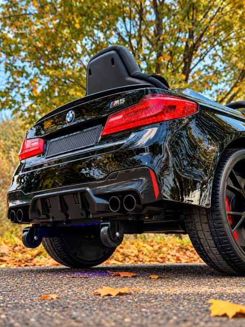 ORYGINALNE BMW M5 24V Z FUNKCJĄ DRIFTU - MIĘKKIE KOŁA, DUŻE SIEDZENIE /SX2118