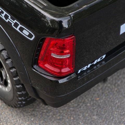 Auto na akumulator DODGE RAM 4x4 ZB618 Czarny 24V