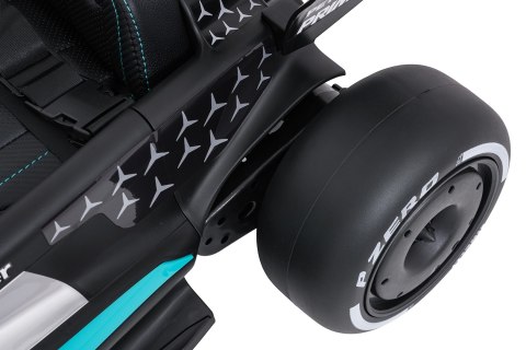 Auto na akumulator Bolid Formuły 1 AMG PETRONAS F1 Czarny