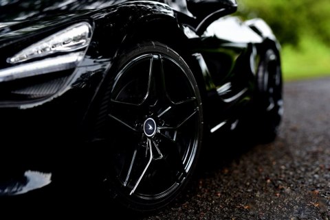 Auto na Akumulator McLaren 720S Czarny Lakier