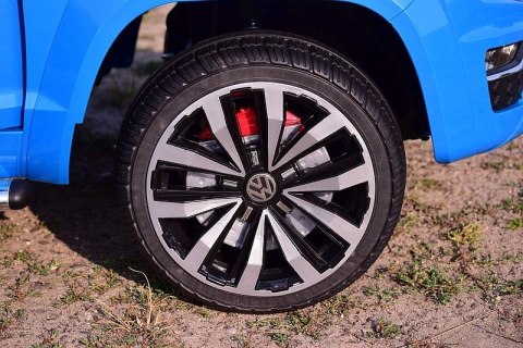 AUTO VW AMAROK, MIĘKKIE KOŁA, MIĘKKIE SIEDZENIE, WOLNY START, FUNKCJA BUJANIA/DMD298