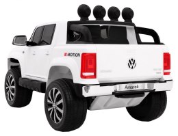 Pojazd Volkswagen Amarok Biały