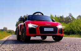 Pojazd AUDI R8 Spyder RS EVA 2.4G Czerwony