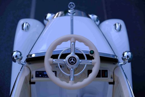 Pojazd Mercedes Benz Retro Typ 540A Biały