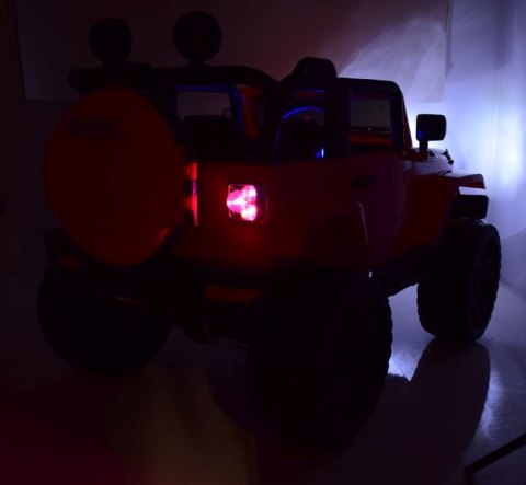 MEGA JEEP 4X4, MIĘKKIE KOŁA, MIĘKKIE SIEDZENIE, SUPER HIT/LT828