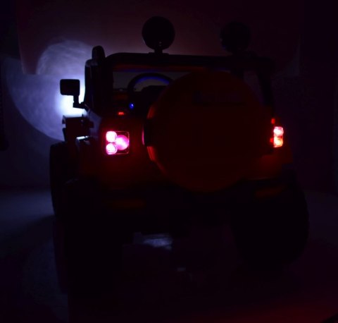 MEGA JEEP 4X4, MIĘKKIE KOŁA, MIĘKKIE SIEDZENIE, SUPER HIT/LT828