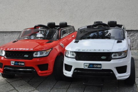 Auto JEEP na akumulator CHILDREEN