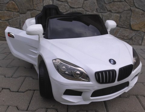 Auto na akumulator CABRIO B14 białe