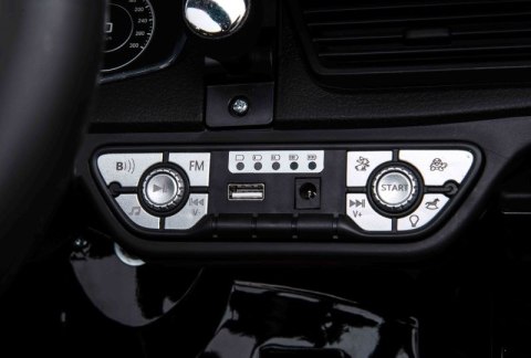 AUDI Q5 , MIĘKKIE KOŁA, MIĘKKIE SIEDZENIE, RADIO FM, BLUETOOTH - PEŁNA OPCJA/S305